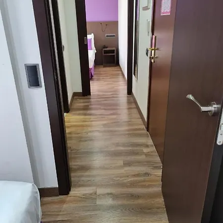 Готель Tossamar 4*