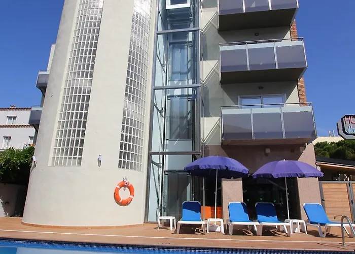 فندق Tossamar 4*